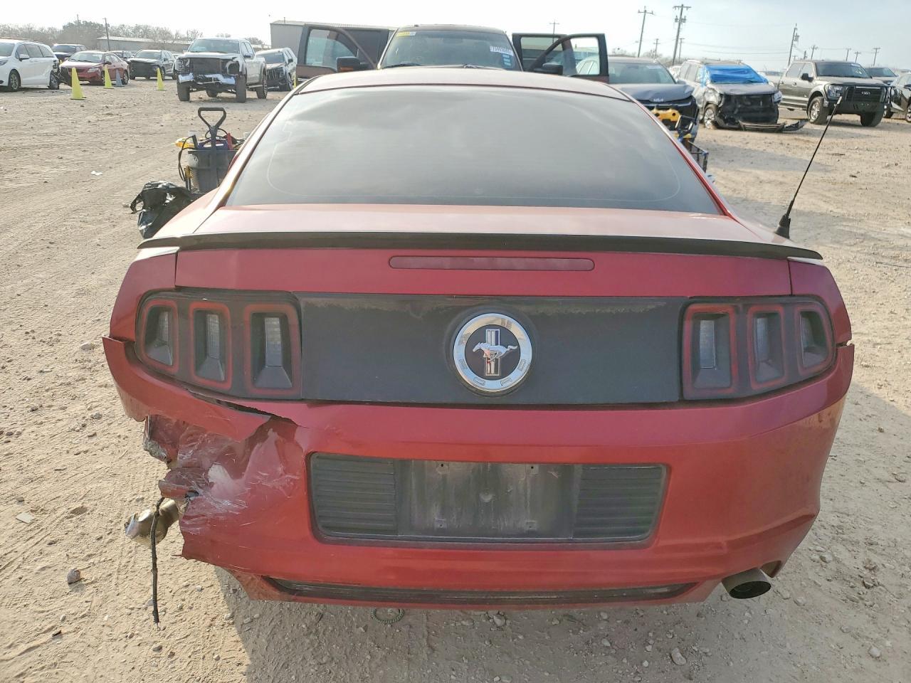 2014 Ford Mustang - zdjęcie 6