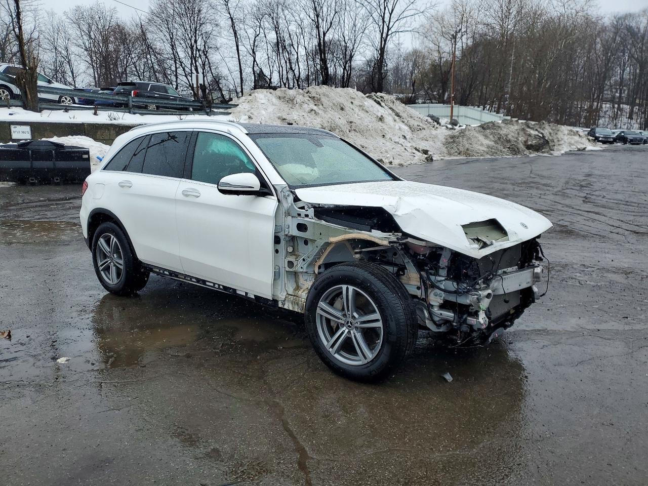 2021 Mercedes-Benz Glc 300 4Matic - zdjęcie 4