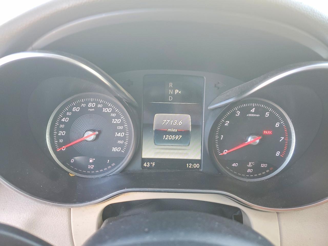 2017 Mercedes-Benz C 300 4Matic - zdjęcie 9