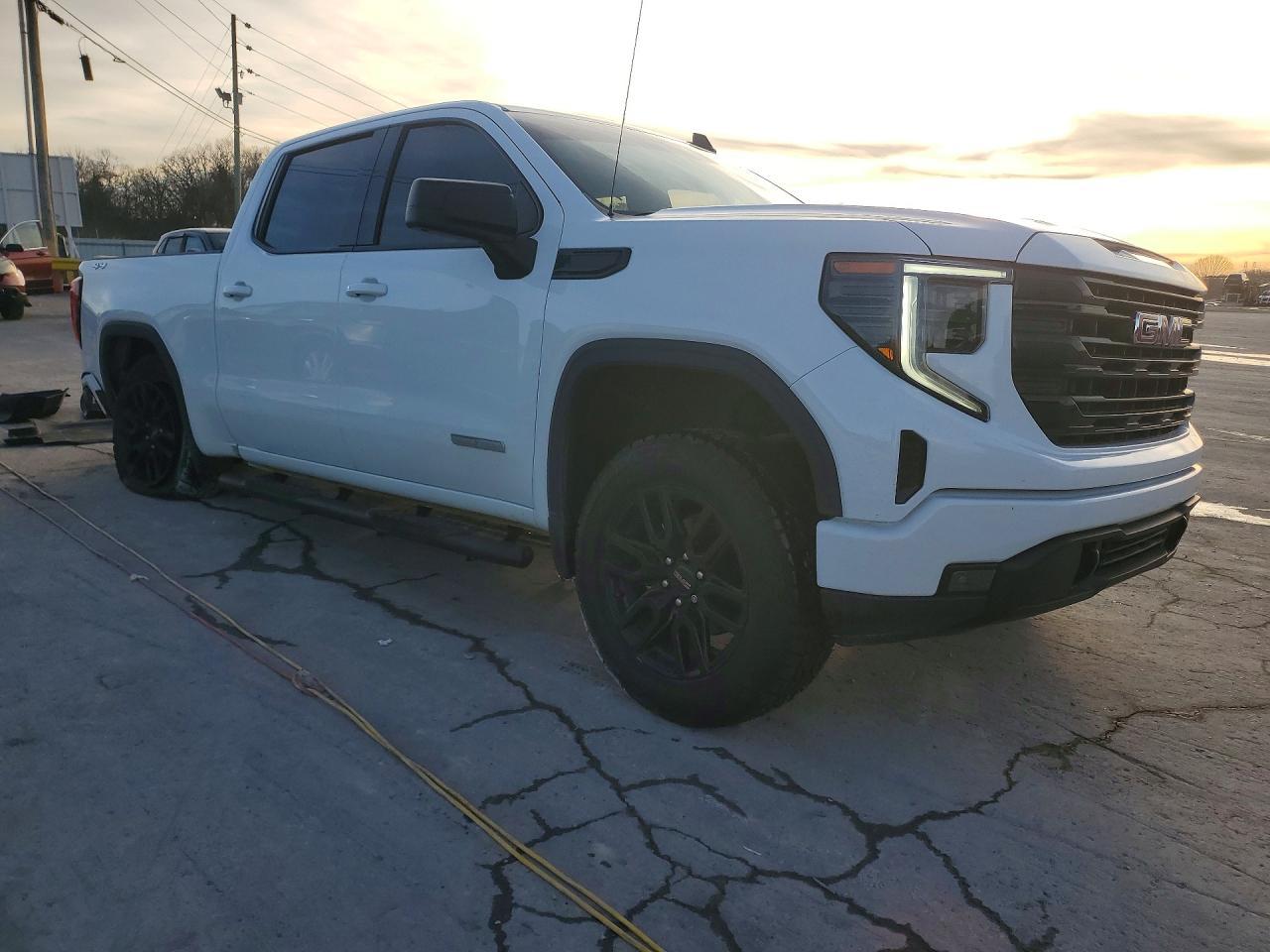 2022 GMC Sierra K1500 Elevation-L - zdjęcie 4