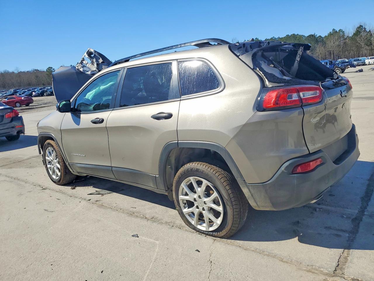 2017 Jeep Cherokee Sport - zdjęcie 2