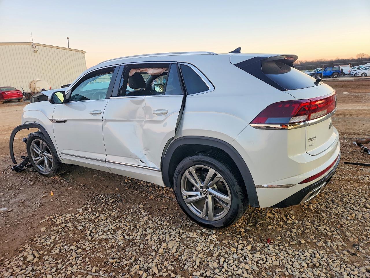 2024 Volkswagen Atlas Cross Sport Sel R-Line - zdjęcie 2