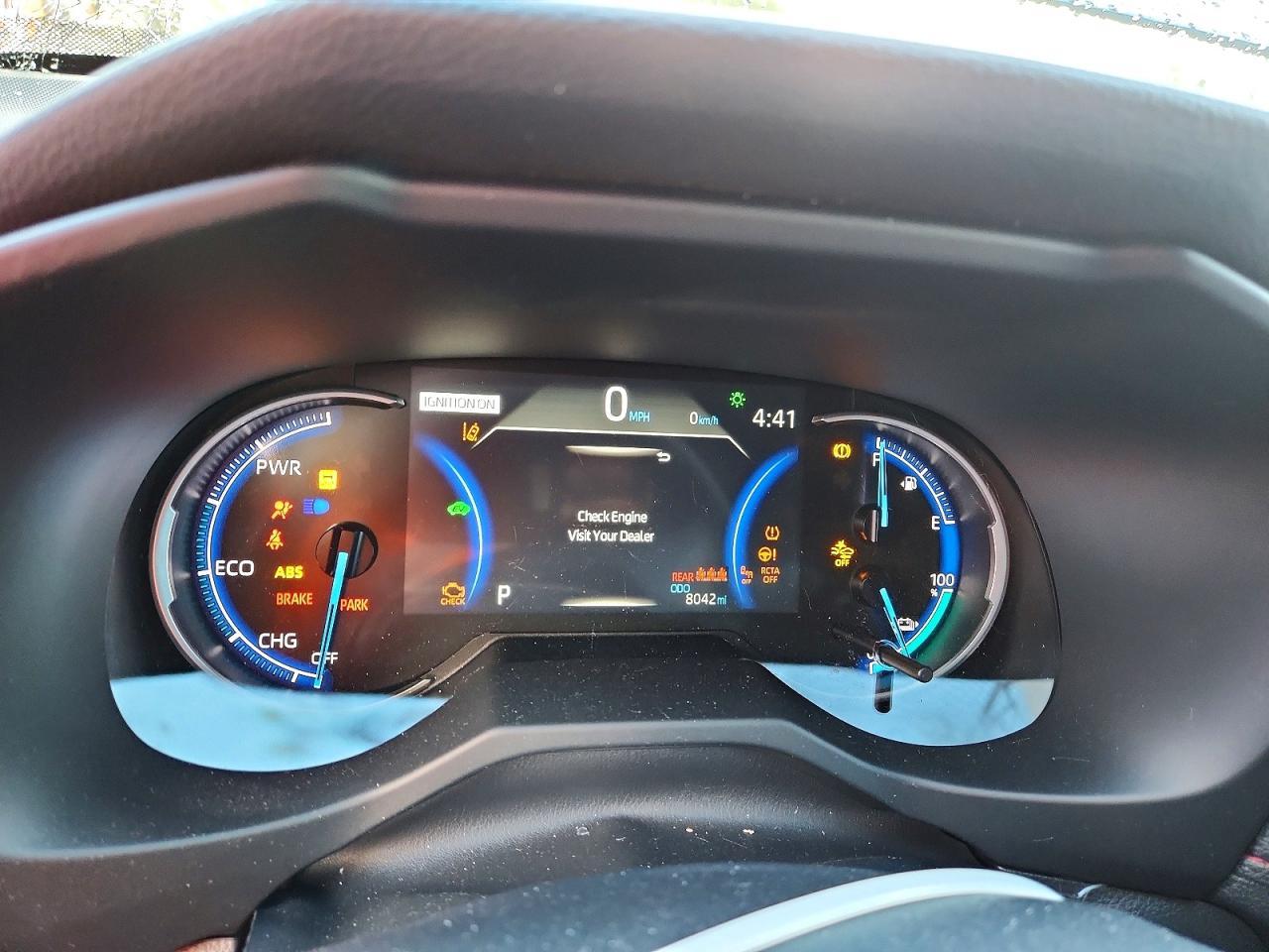 2025 Toyota Rav4 Se - zdjęcie 9
