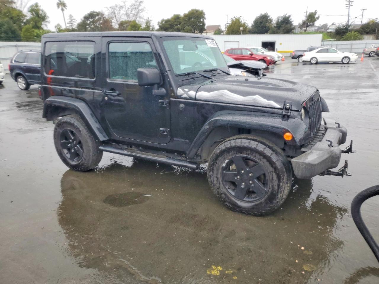 2015 Jeep Wrangler Sahara - zdjęcie 4