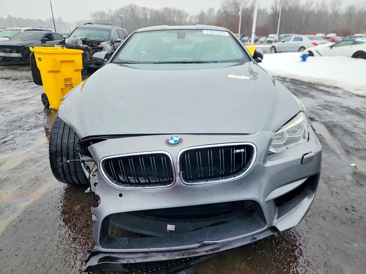 2015 BMW M6 - zdjęcie 5