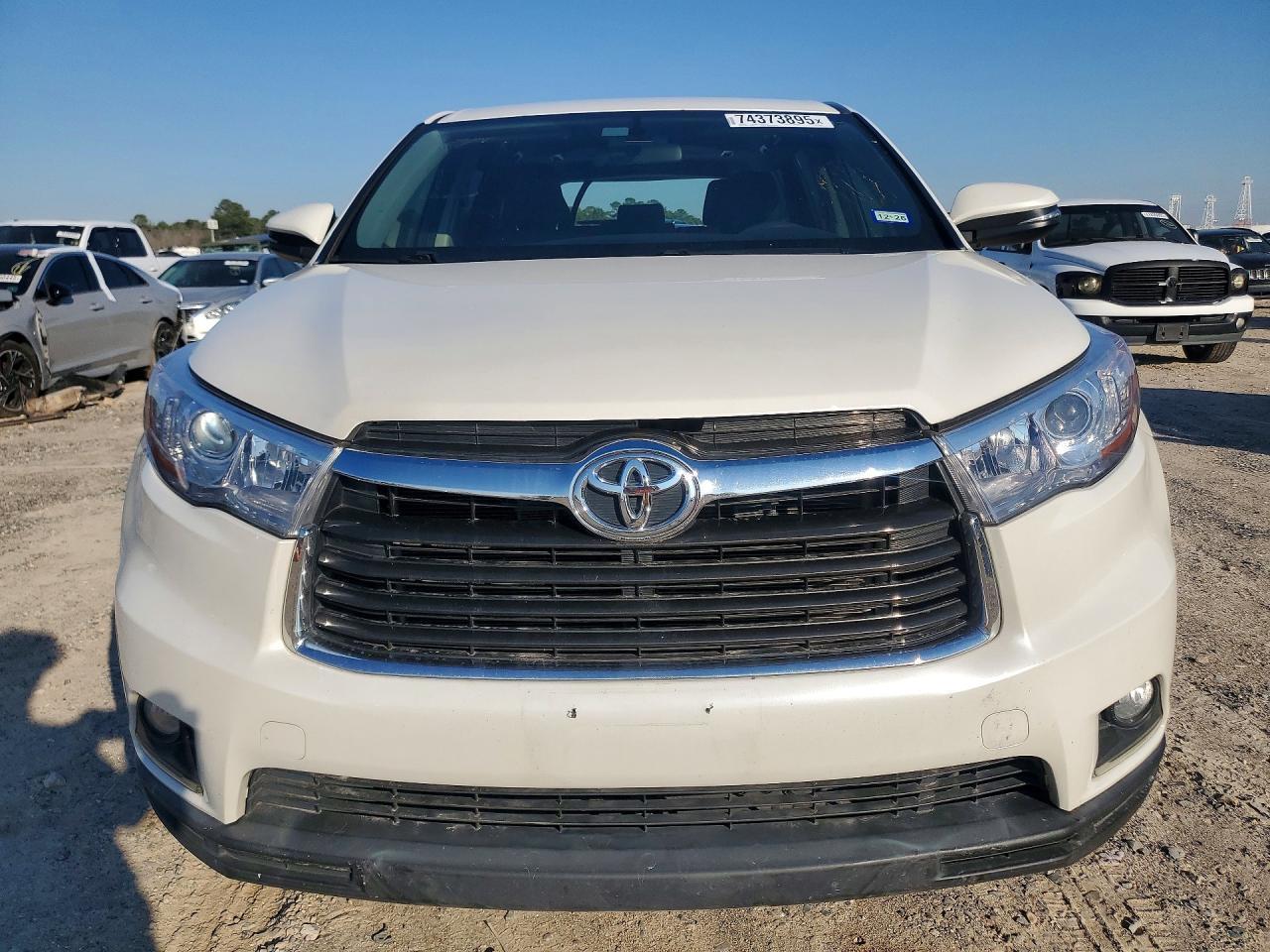 2015 Toyota Highlander Le - zdjęcie 5