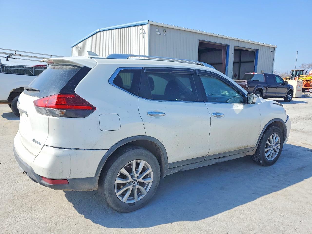 2017 Nissan Rogue Sv - zdjęcie 3