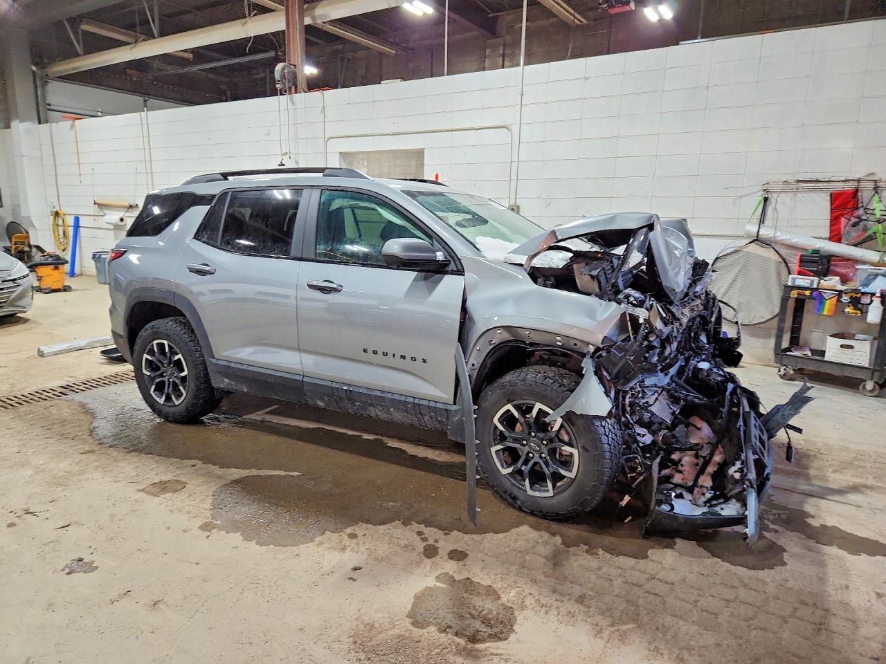 2025 Chevrolet Equinox Activ - zdjęcie 4