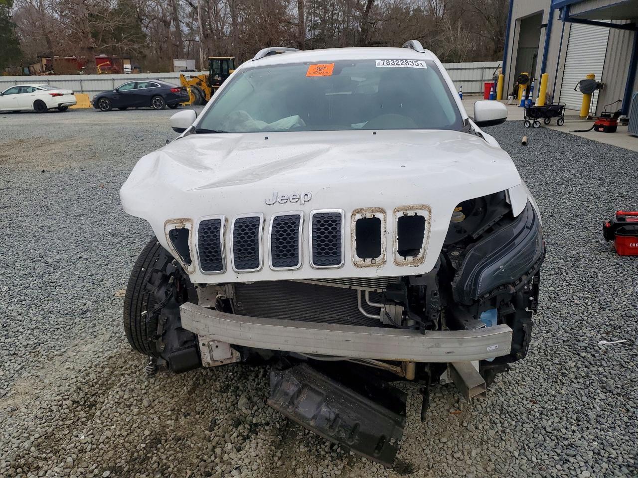 2021 Jeep Cherokee Latitude Lux - zdjęcie 5