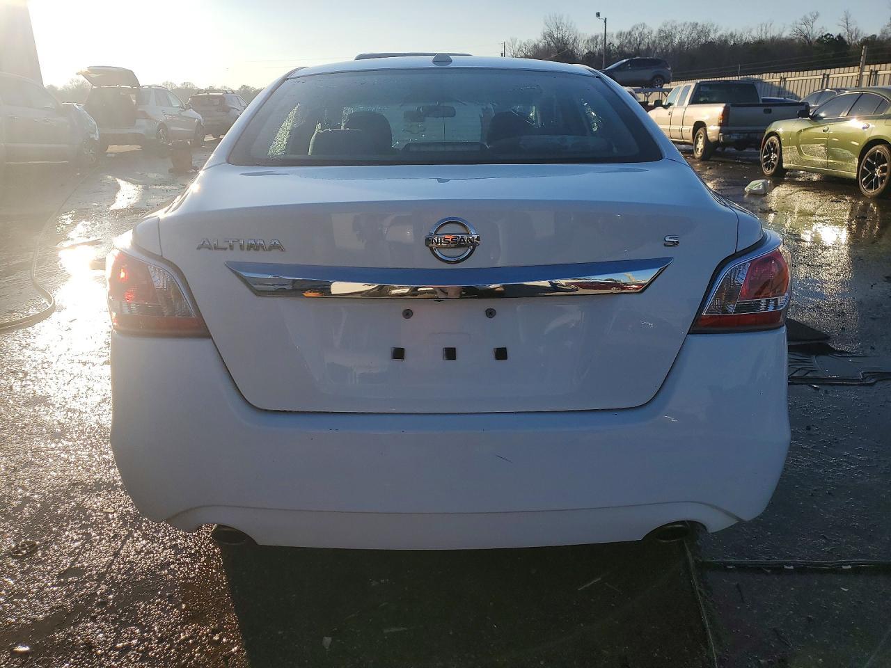 2015 Nissan Altima 2.5 S - zdjęcie 6