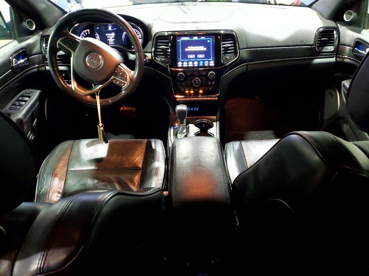 2021 Jeep Grand Cherokee Overland - zdjęcie 8