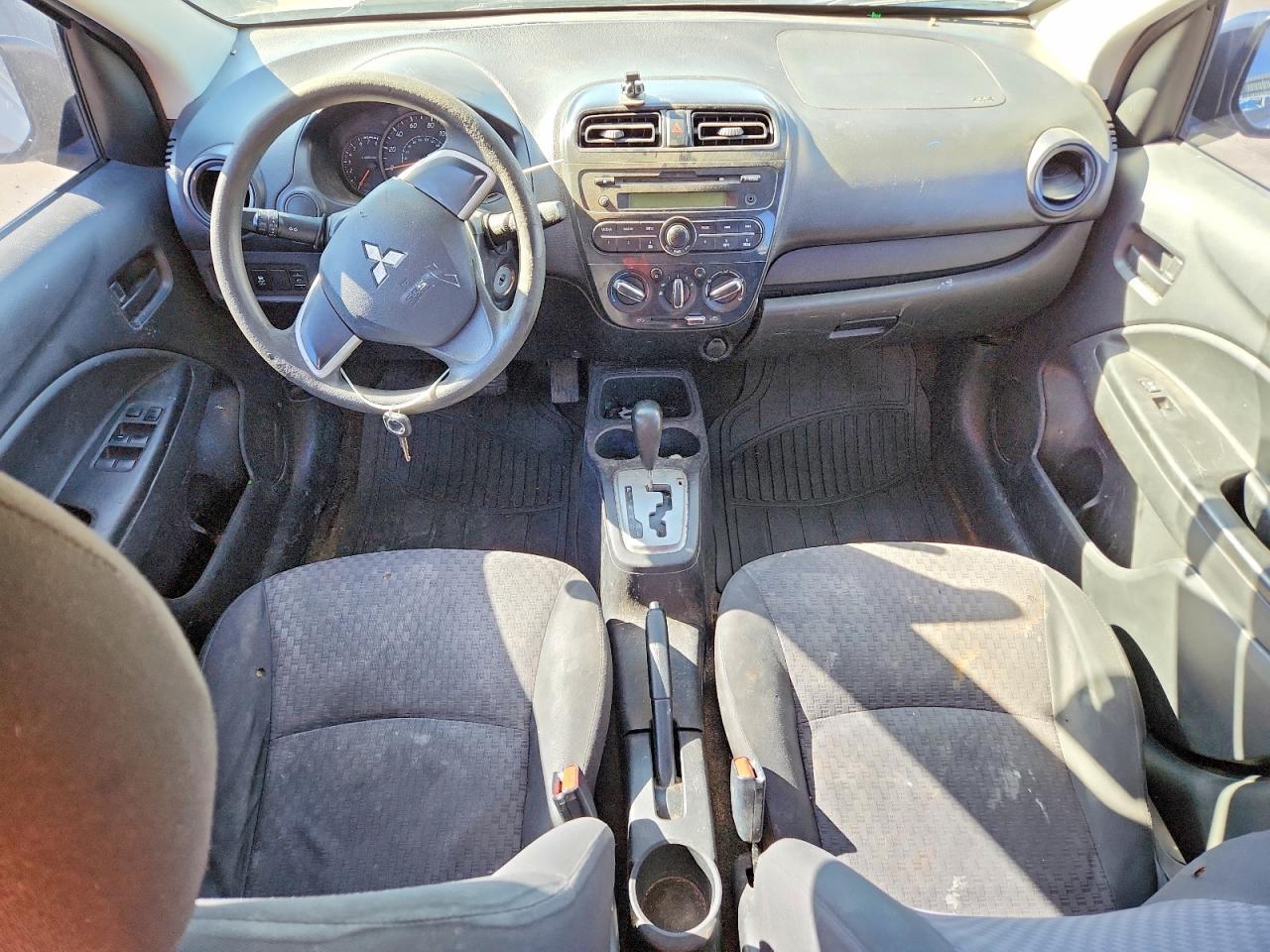 2017 Mitsubishi Mirage Es - zdjęcie 8