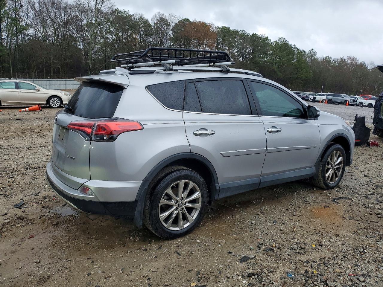 2017 Toyota Rav4 Limited - zdjęcie 3