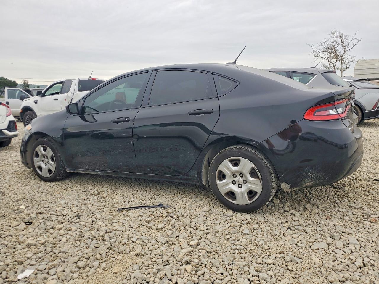 2013 Dodge Dart Se - zdjęcie 2