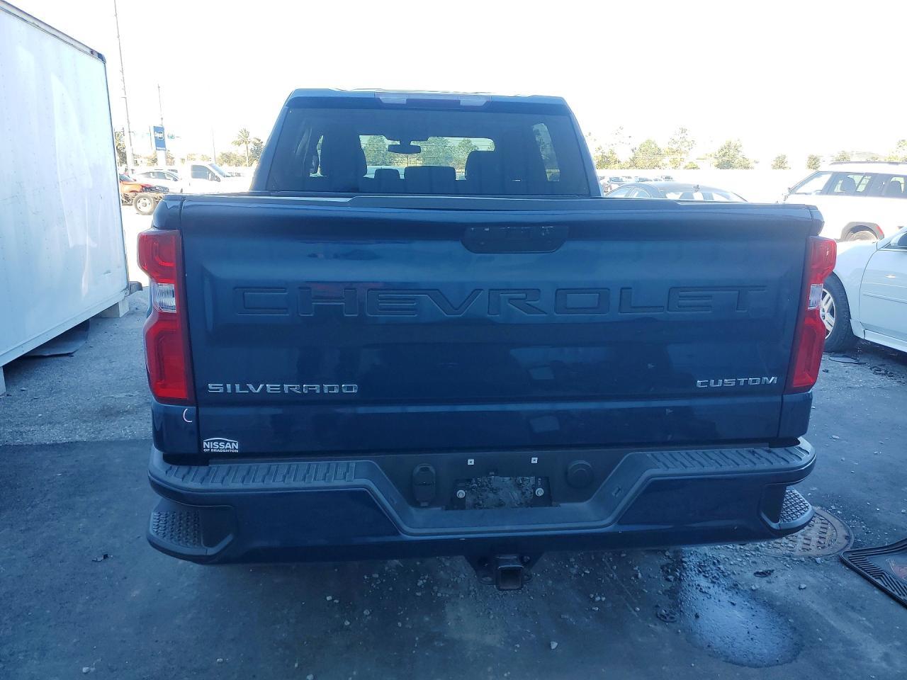 2020 Chevrolet Silverado C1500 Custom - zdjęcie 6