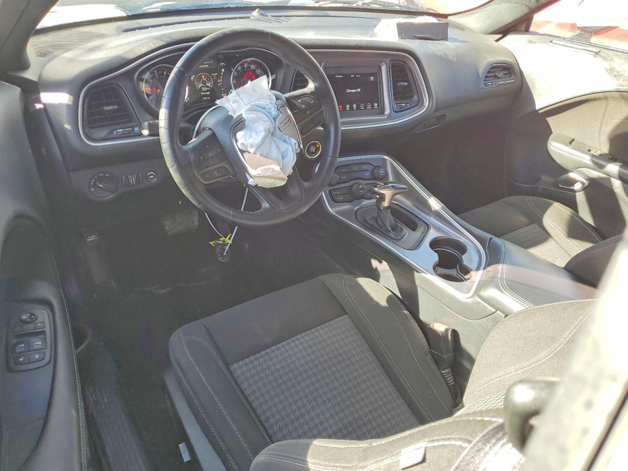 2020 Dodge Challenger Sxt - zdjęcie 8