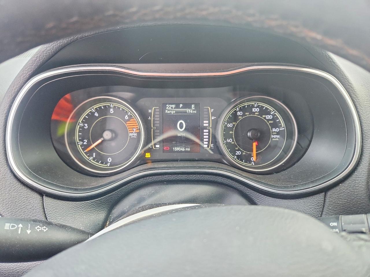 2019 Jeep Cherokee Latitude Plus - zdjęcie 9