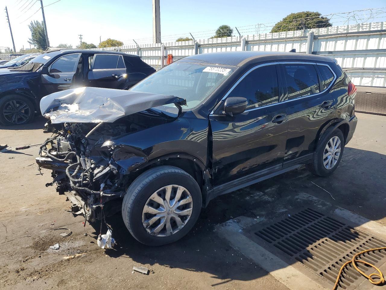 2018 Nissan Rogue S - zdjęcie główne