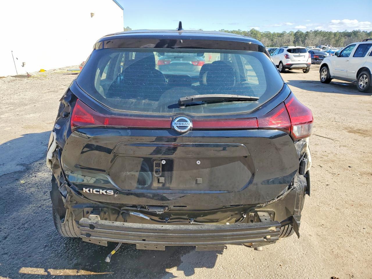 2021 Nissan Kicks S - zdjęcie 6