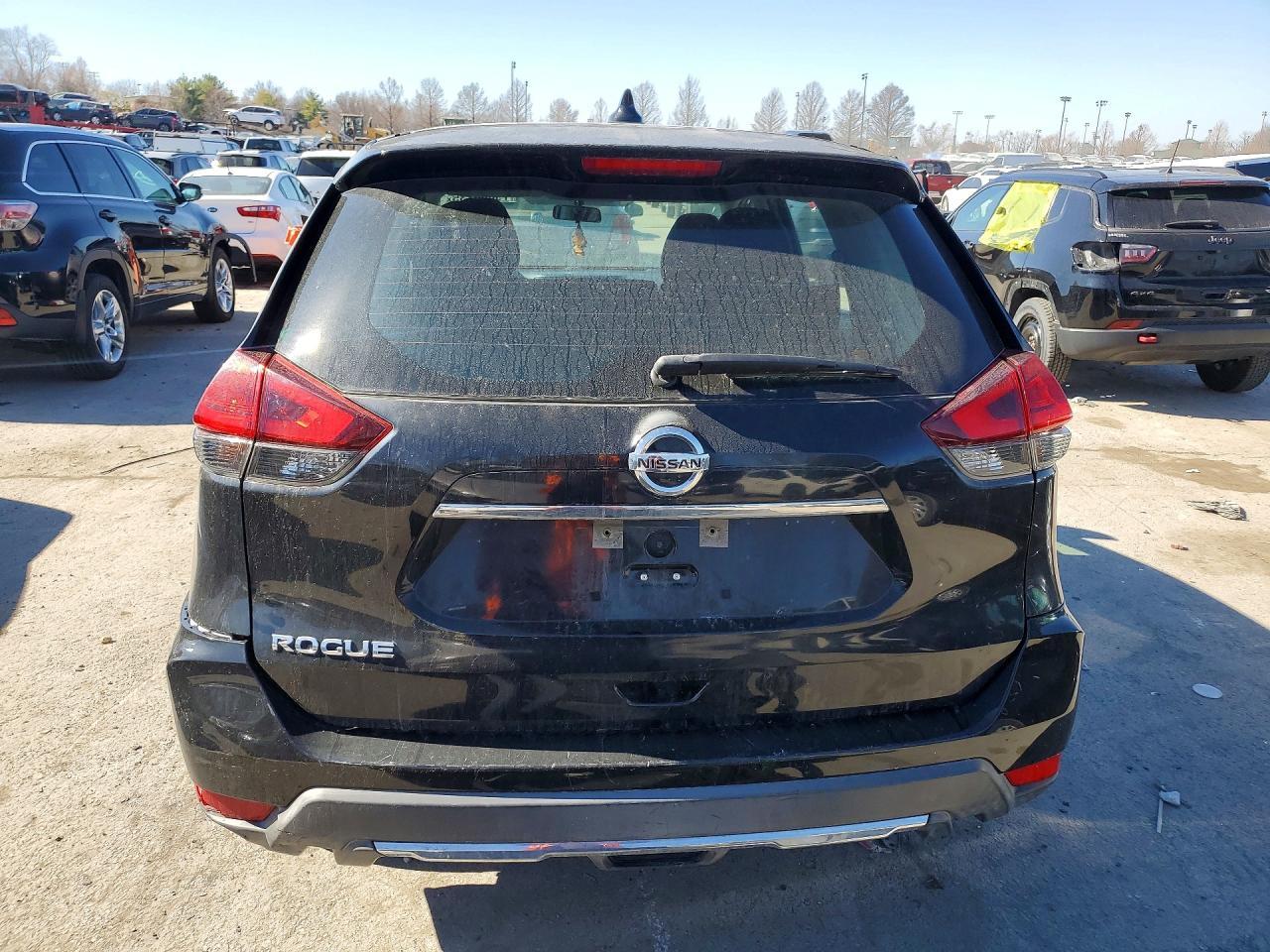 2017 Nissan Rogue S - zdjęcie 6