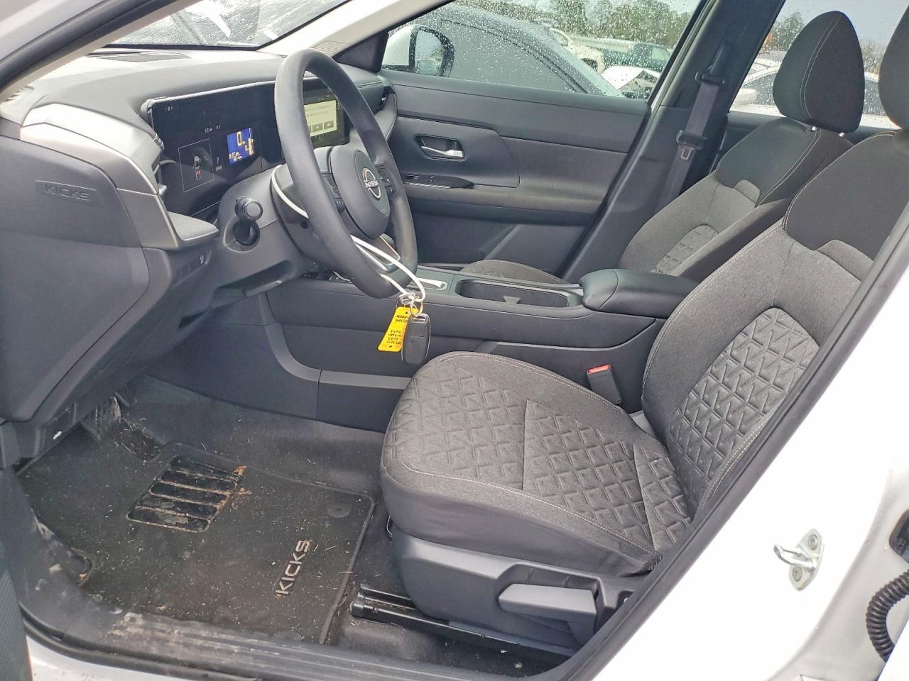 2025 Nissan Kicks Sv - zdjęcie 7