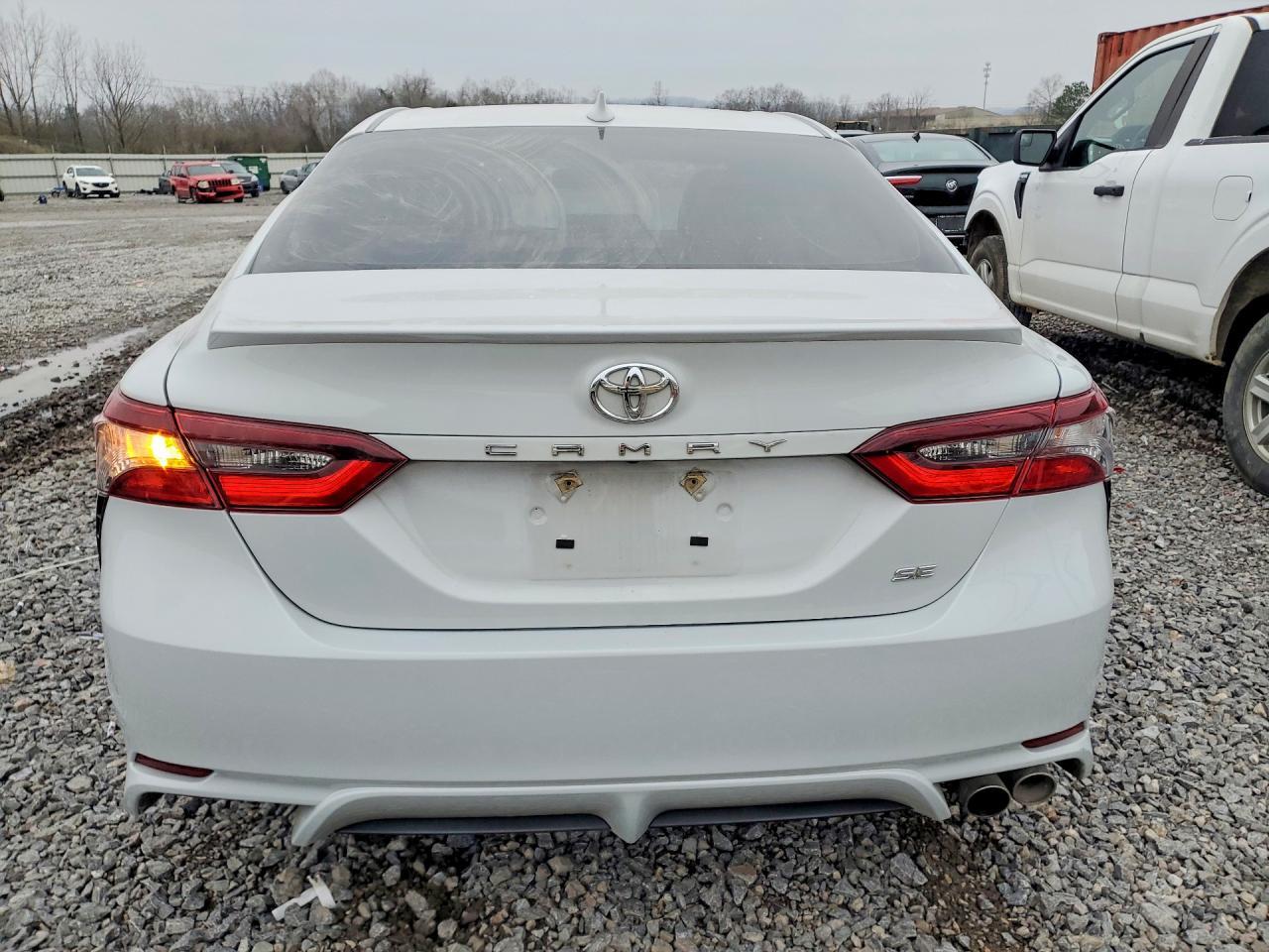 2023 Toyota Camry Se Night Shade - zdjęcie 6