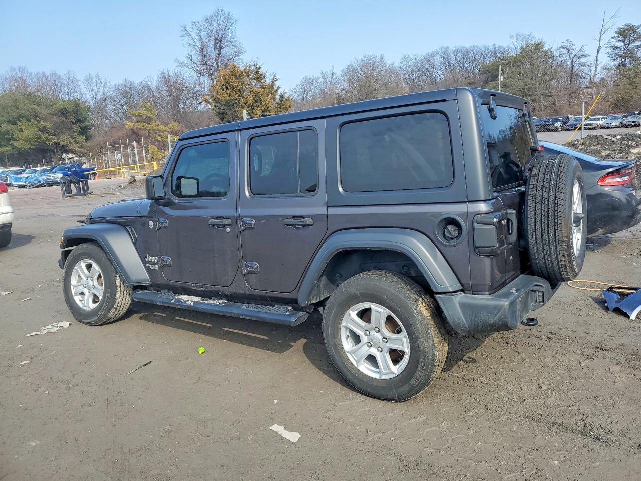 2018 Jeep Wrangler Unlimited Sport - zdjęcie 2
