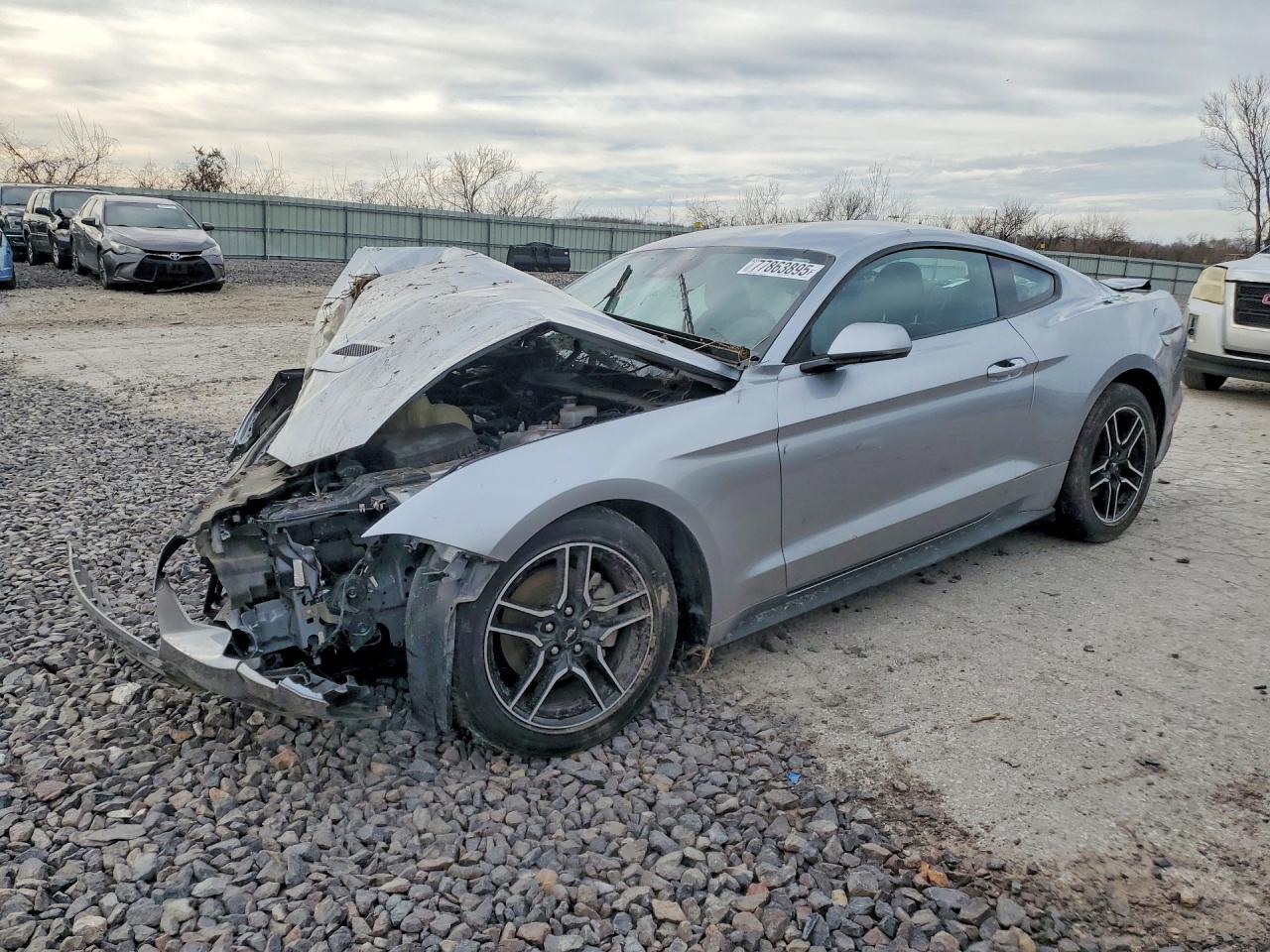 2021 Ford Mustang - zdjęcie główne