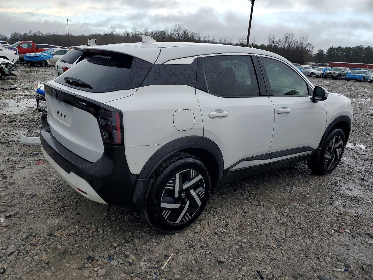 2025 Nissan Kicks Sv - zdjęcie 3