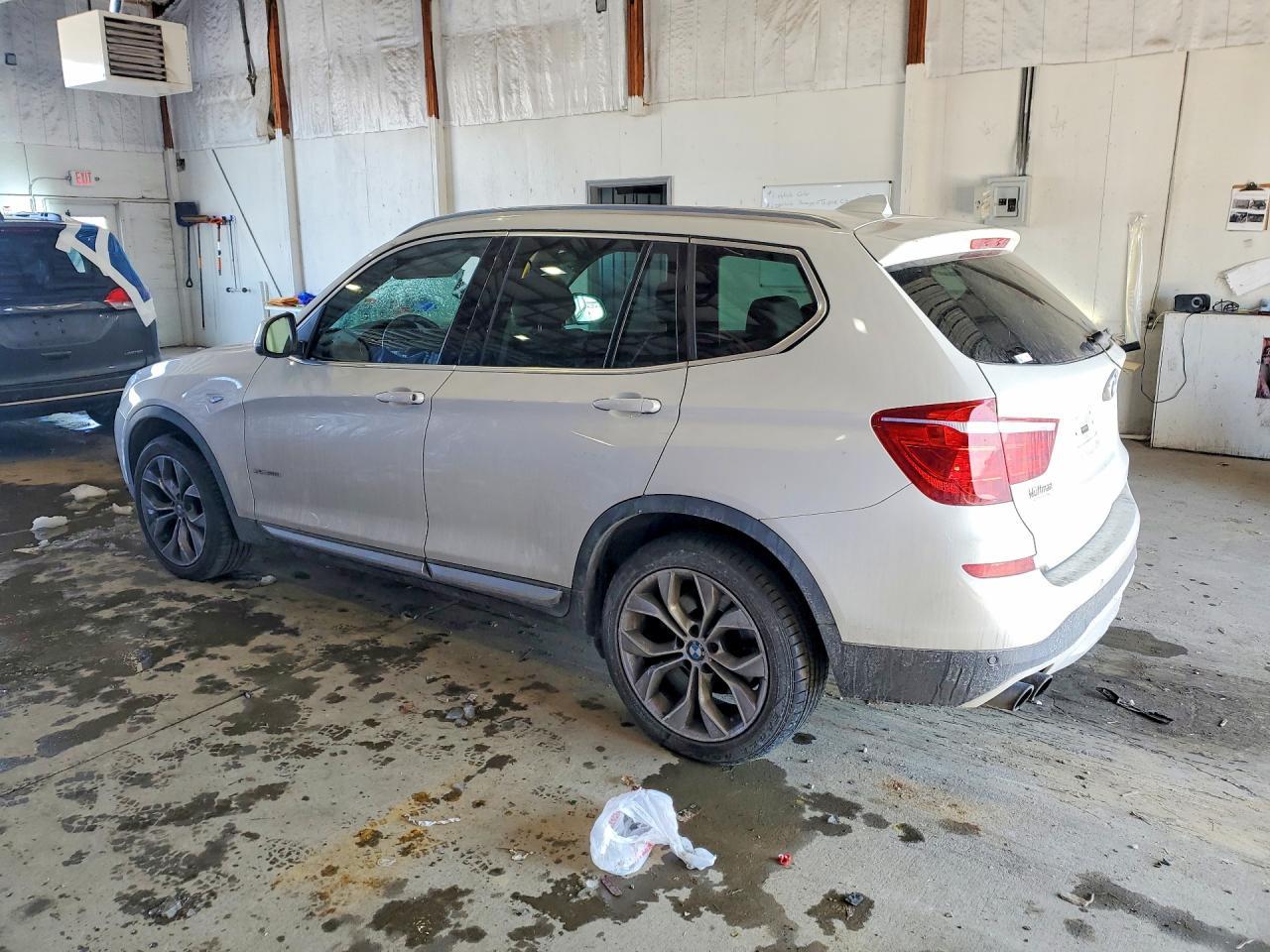 2016 BMW X3 xDrive28I - zdjęcie 2