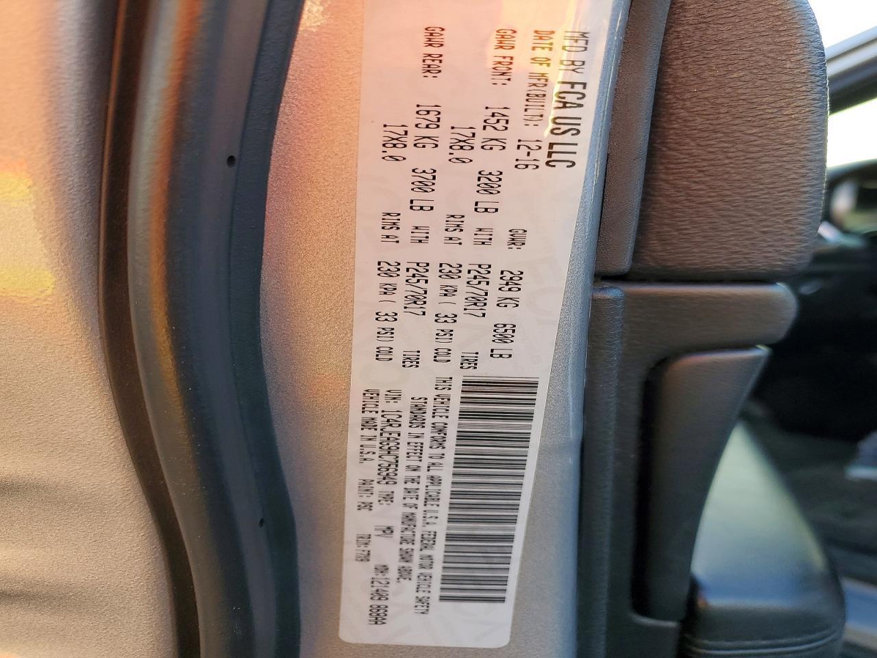 2017 Jeep Grand Cherokee Laredo - zdjęcie 14