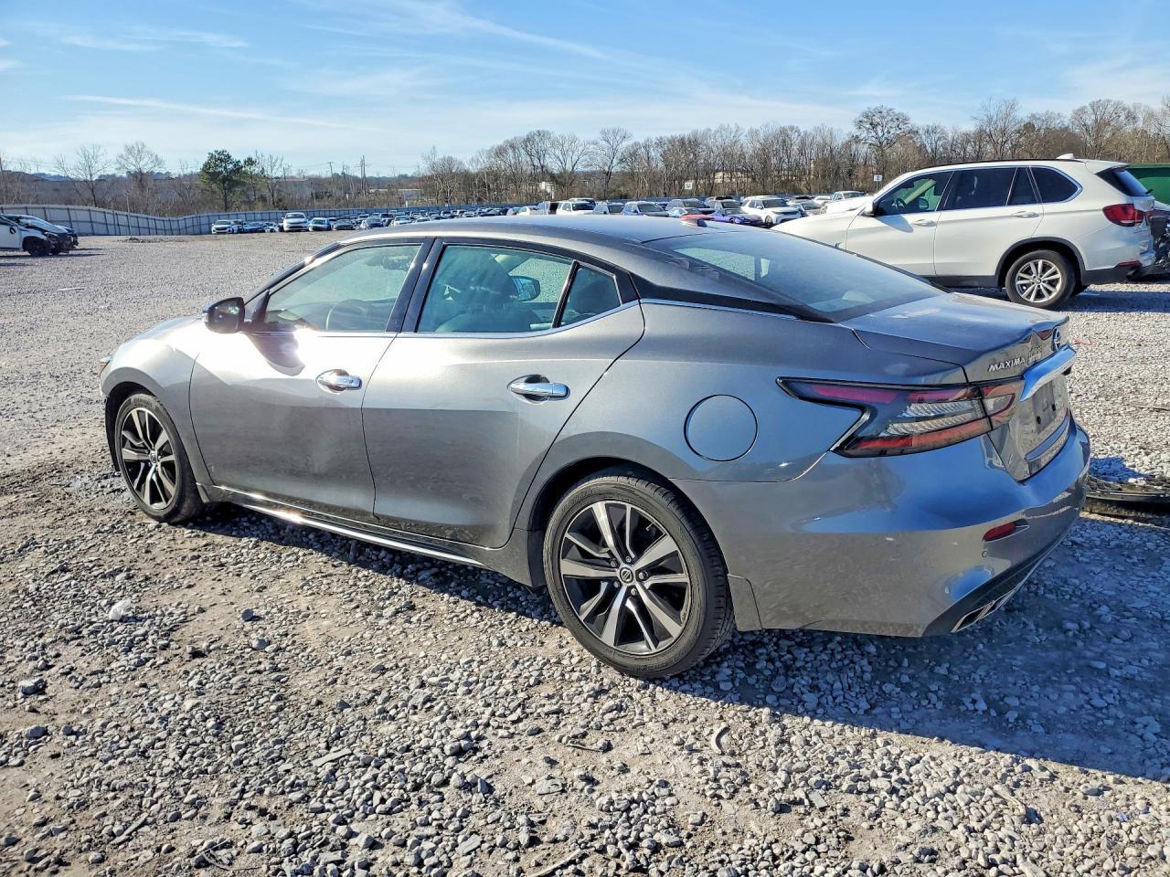 2021 Nissan Maxima - zdjęcie 2