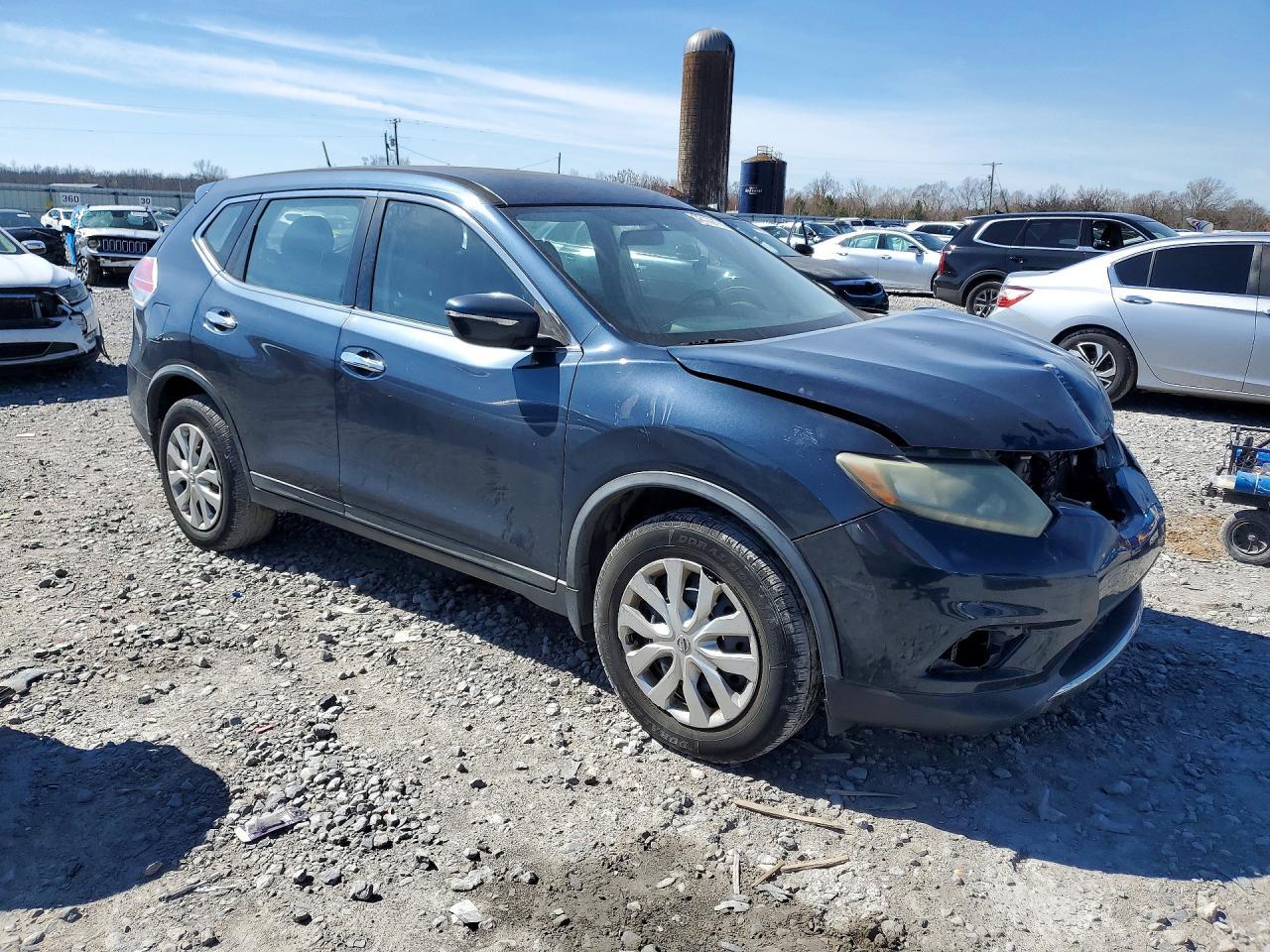 2015 Nissan Rogue S - zdjęcie 4