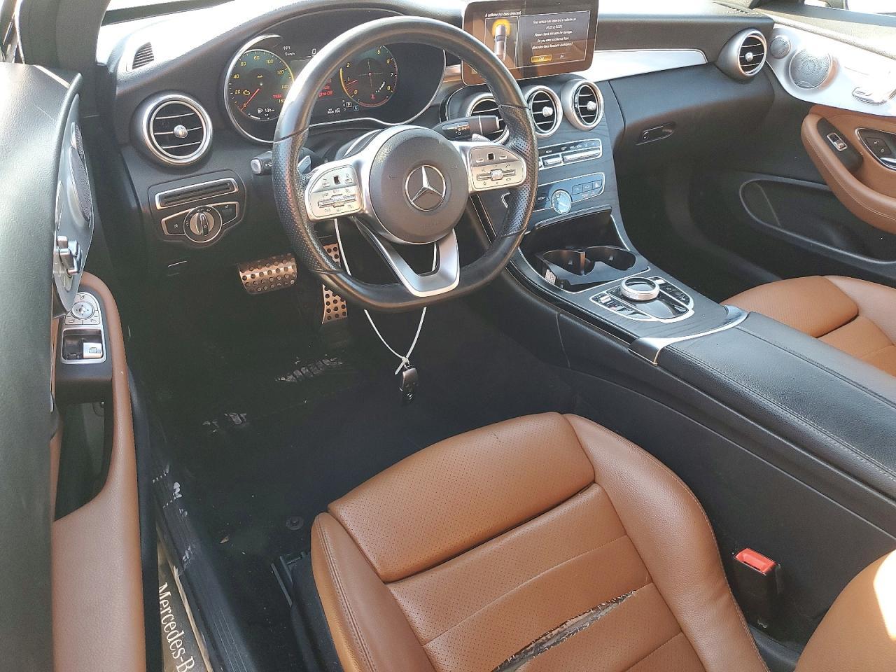 2020 Mercedes-Benz C 300 - zdjęcie 8