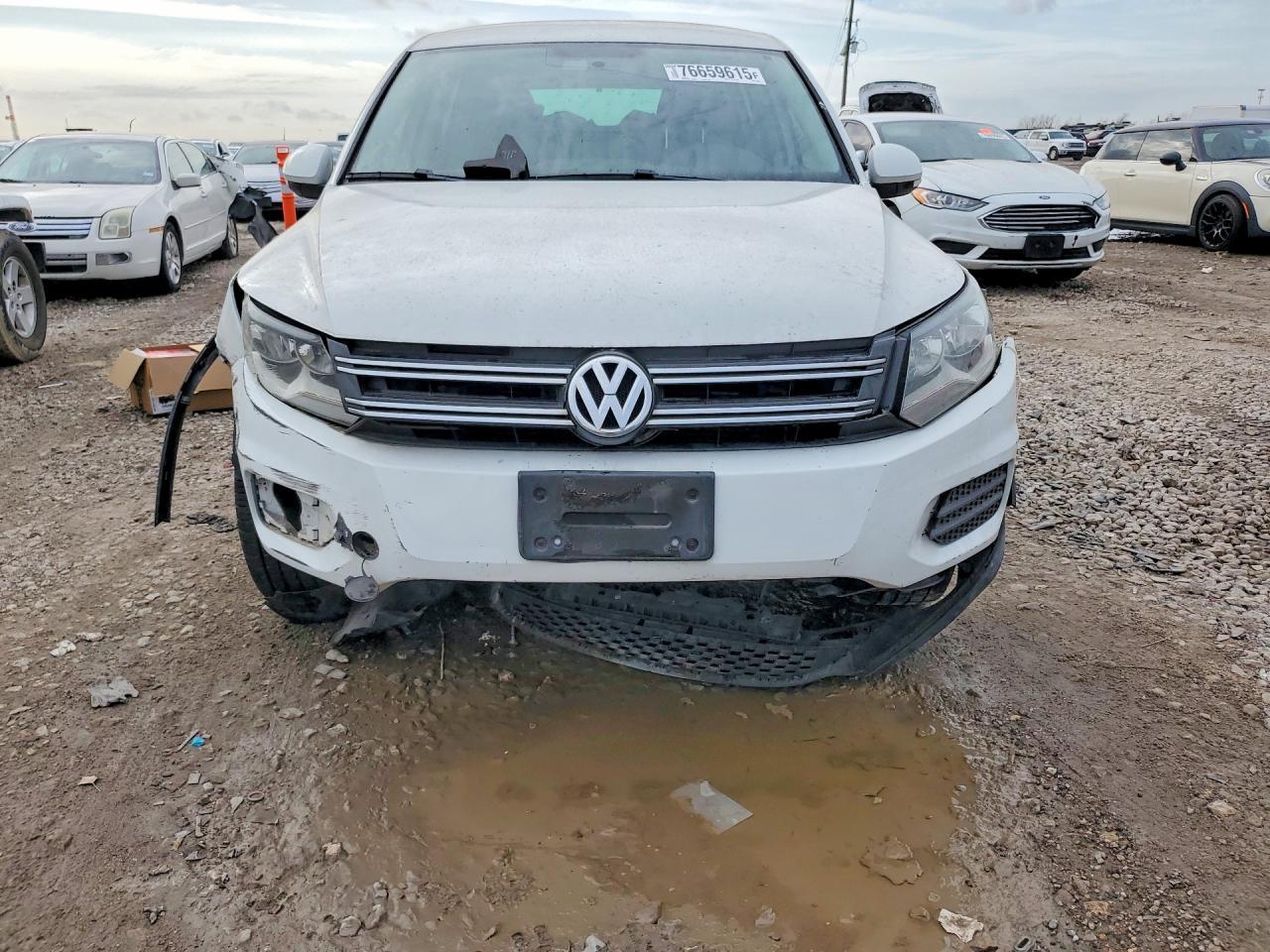 2017 Volkswagen Tiguan S - zdjęcie 5