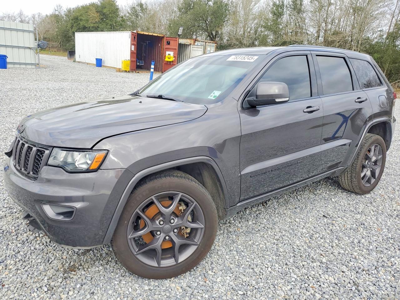 2021 Jeep Cherokee - zdjęcie główne