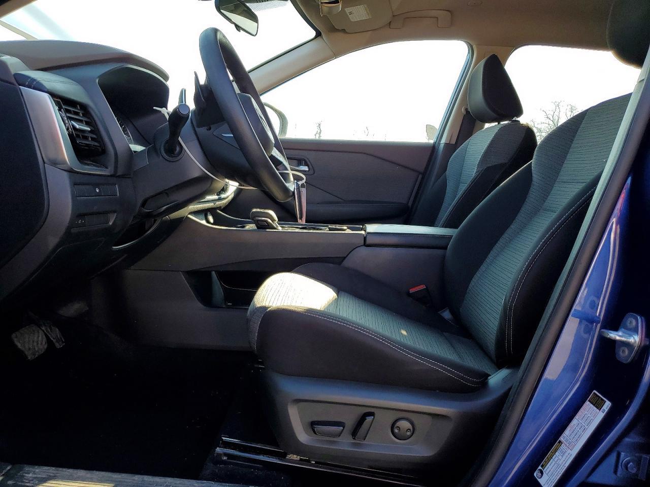 2023 Nissan Rogue Sv - zdjęcie 7