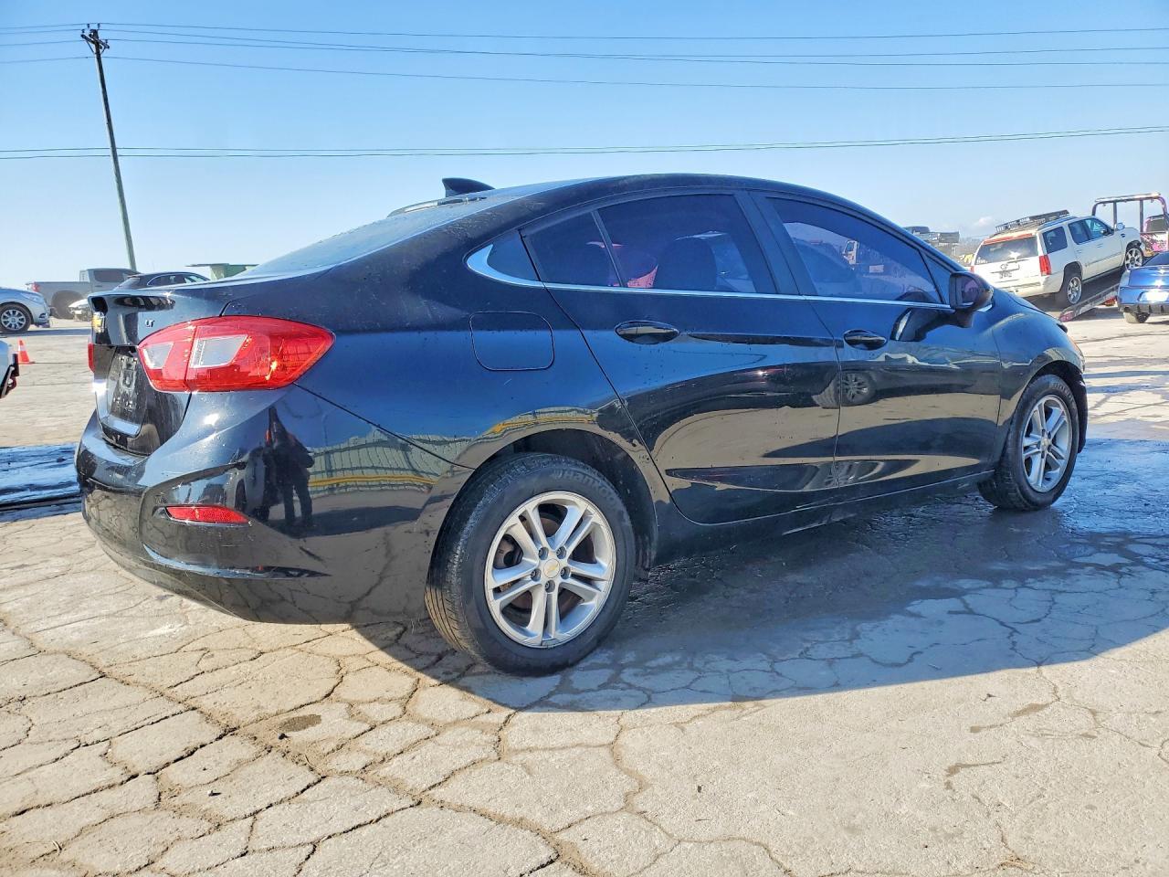 2017 Chevrolet Cruze Lt - zdjęcie 3