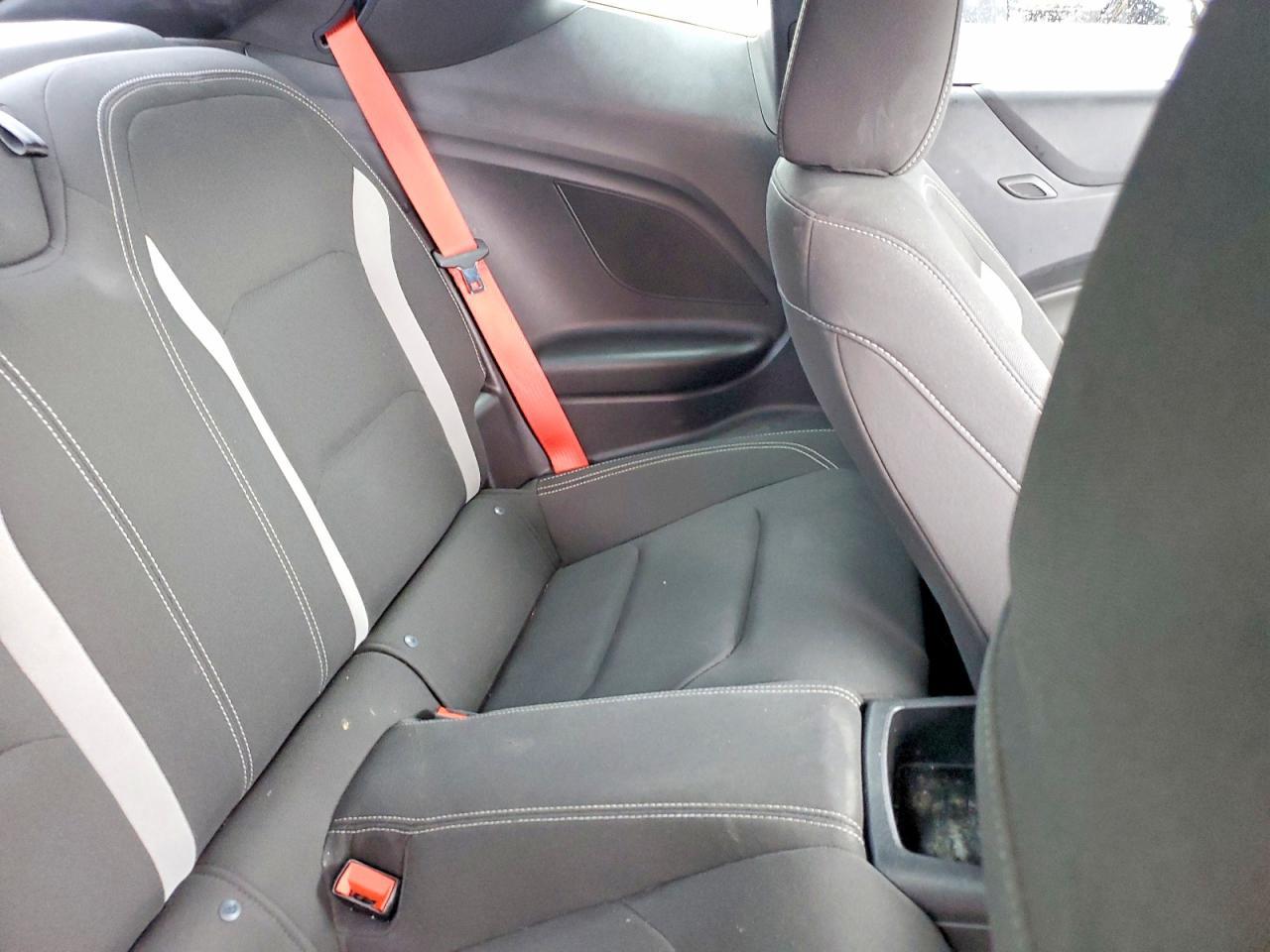 2021 Chevrolet Camaro Ls - zdjęcie 10