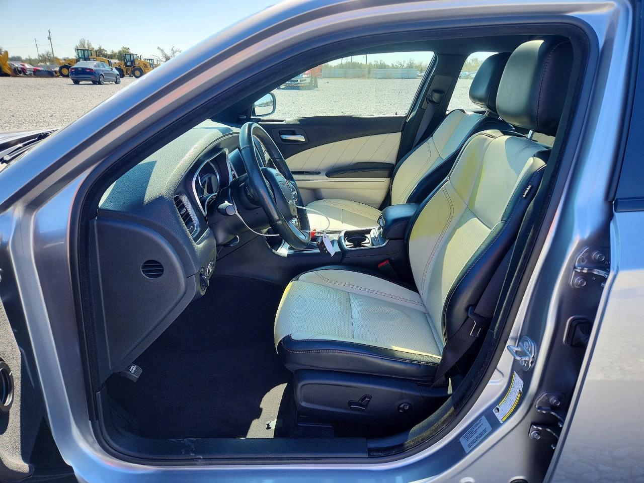 2017 Dodge Charger Sxt - zdjęcie 7