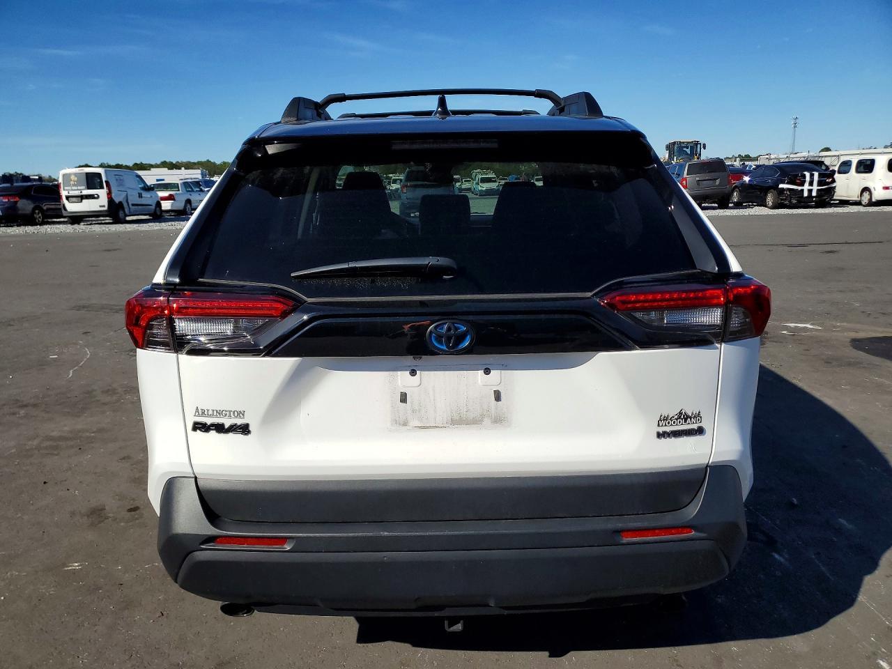 2024 Toyota Rav4 Hybrid Woodland Edition - zdjęcie 6