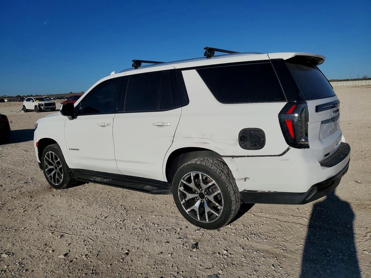 2023 Chevrolet Tahoe C1500 Ls - zdjęcie 2