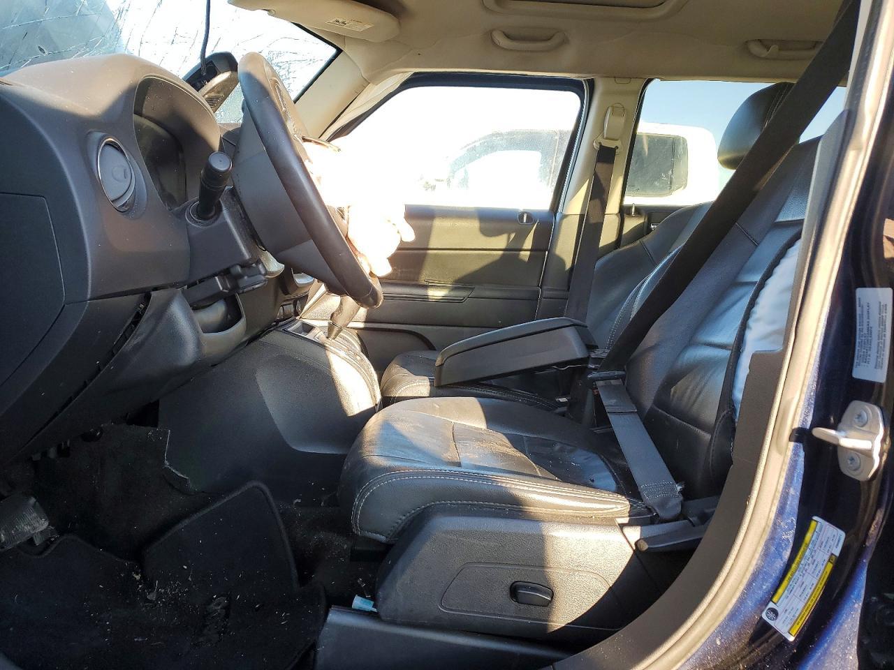2015 Jeep Patriot Latitude - zdjęcie 7