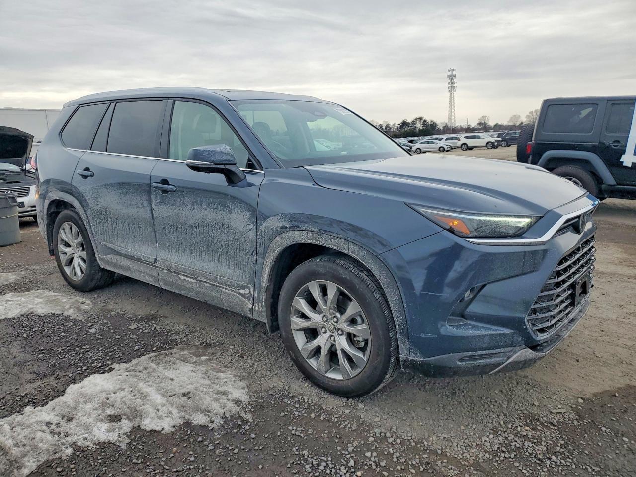 2025 Toyota Grand Highlander Le - zdjęcie 4