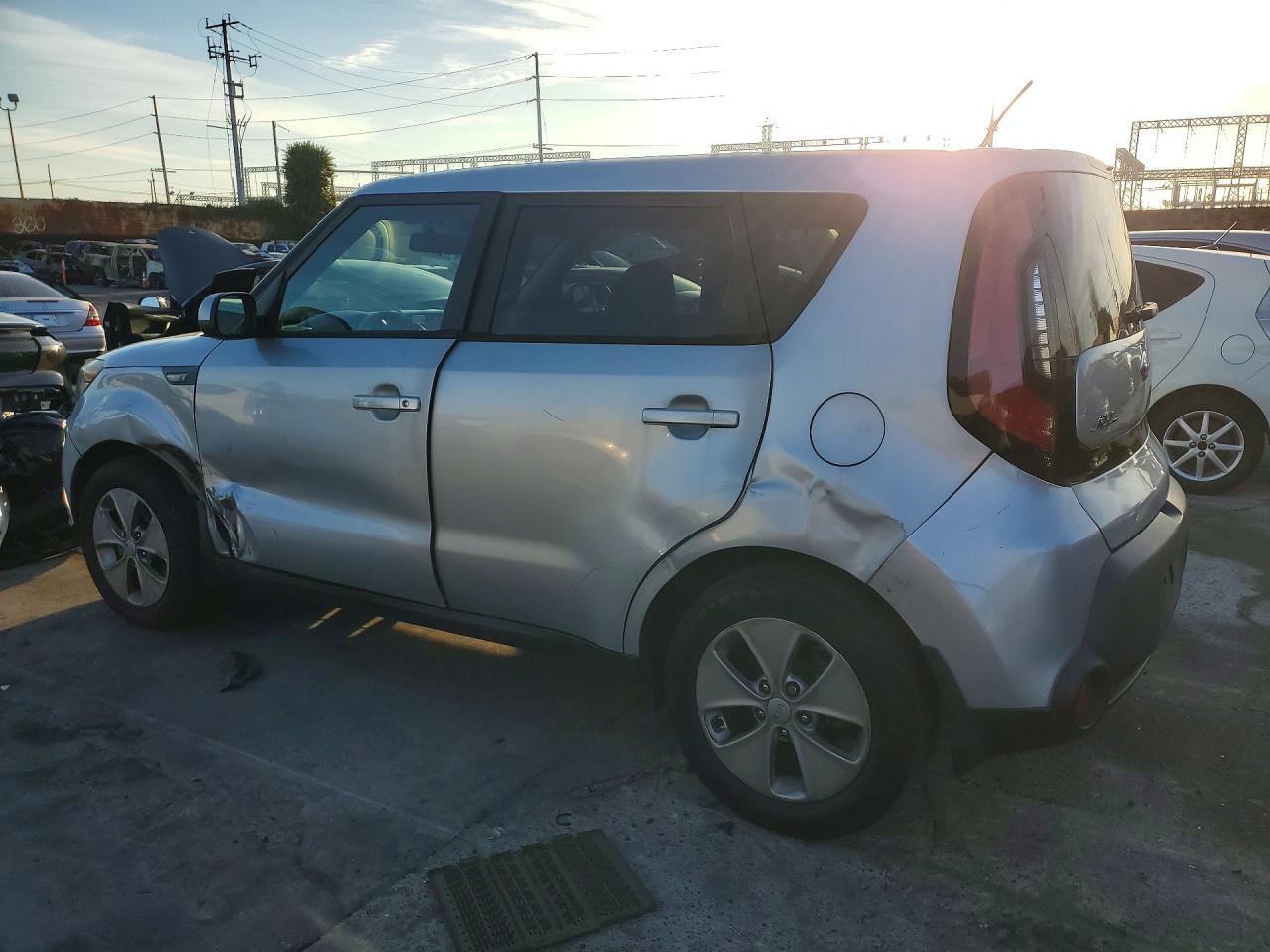 2014 Kia Soul Base - zdjęcie 2