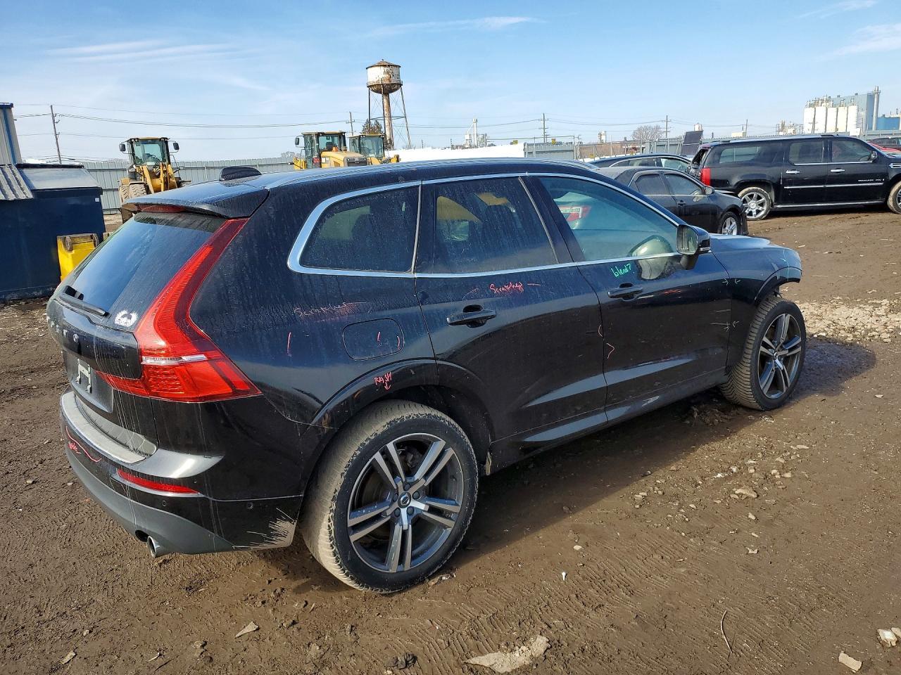 2019 Volvo Xc60 T6 Momentum - zdjęcie 3