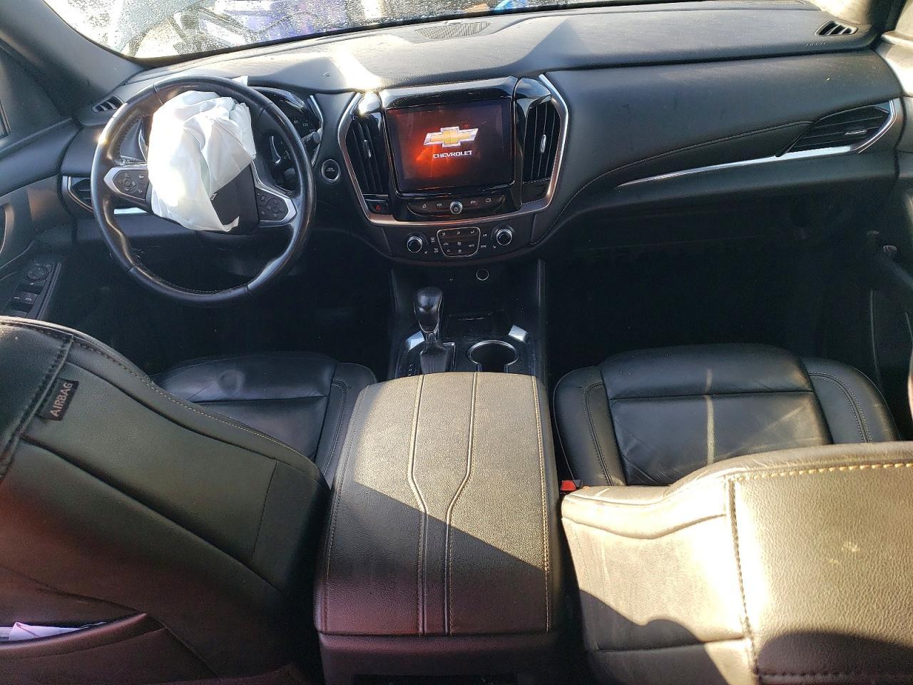 2022 Chevrolet Traverse Lt - zdjęcie 8
