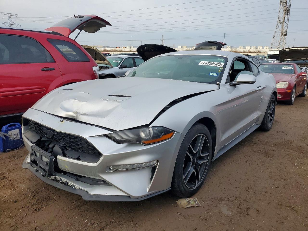 2018 Ford Mustang - zdjęcie główne