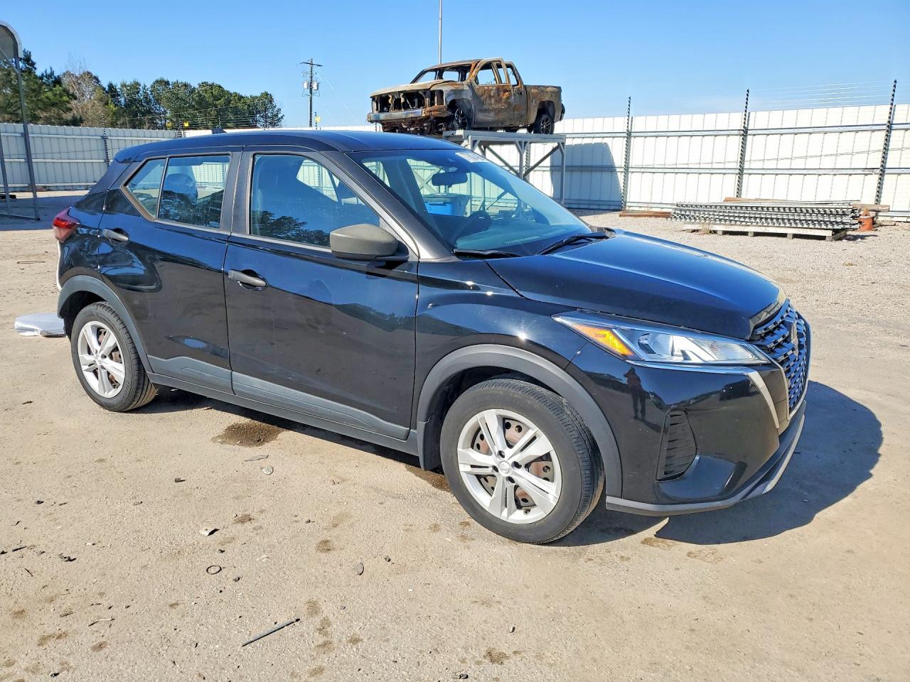 2021 Nissan Kicks S - zdjęcie 4