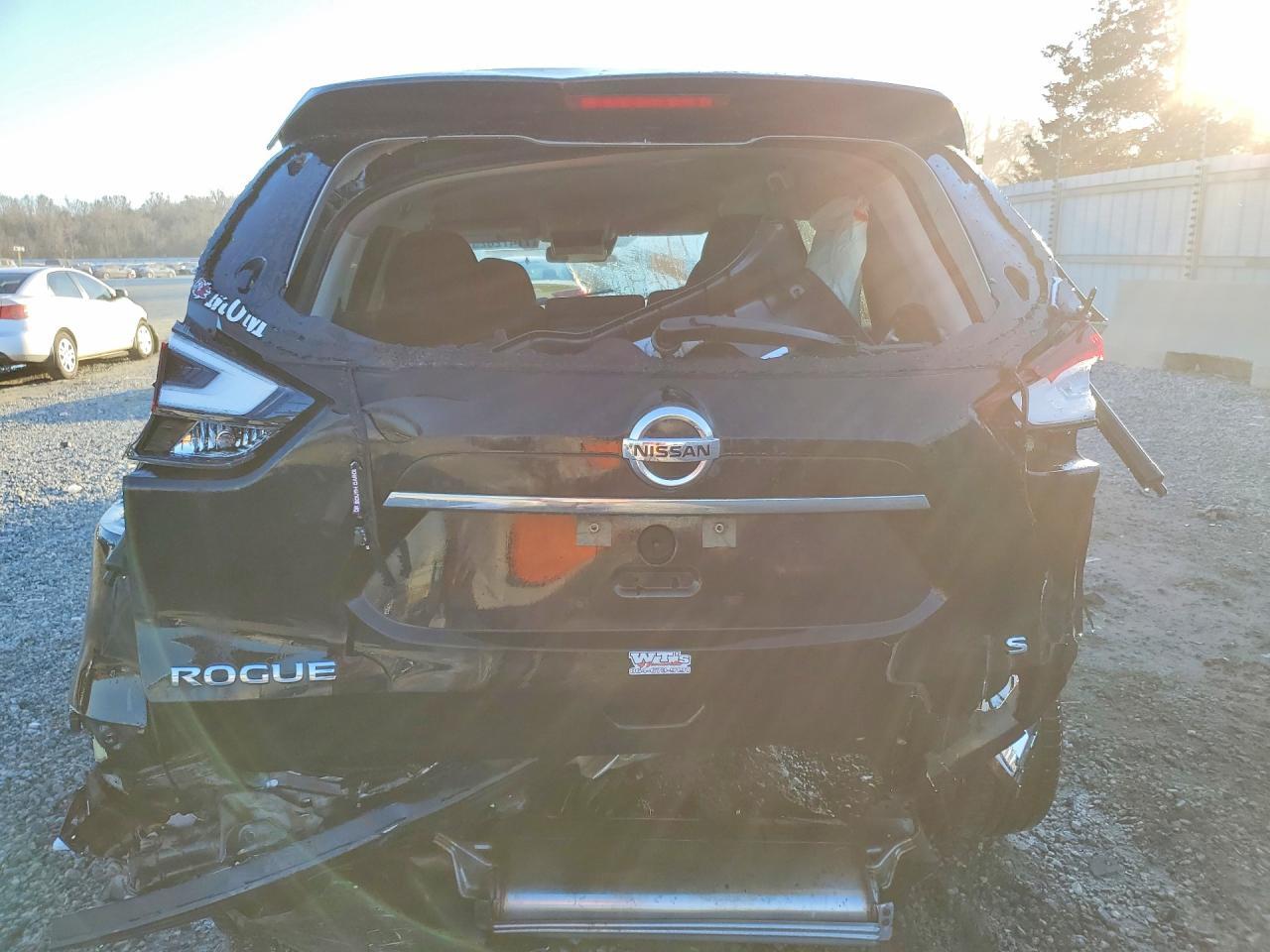 2020 Nissan Rogue Sv - zdjęcie 6